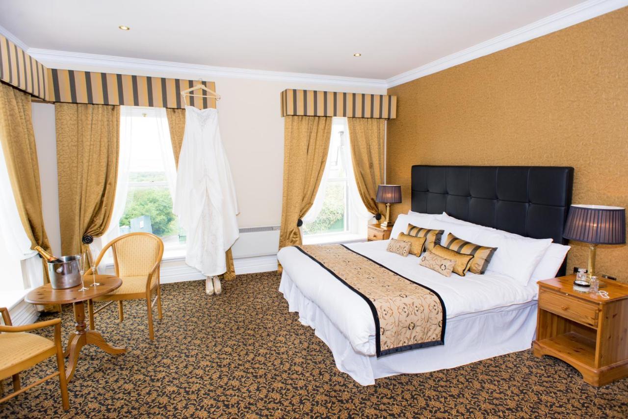 Towers Hotel Гленби Екстериор снимка