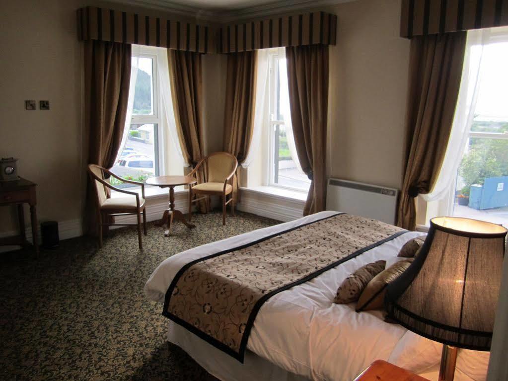 Towers Hotel Гленби Екстериор снимка